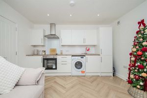 Photo 16- click for photo gallery